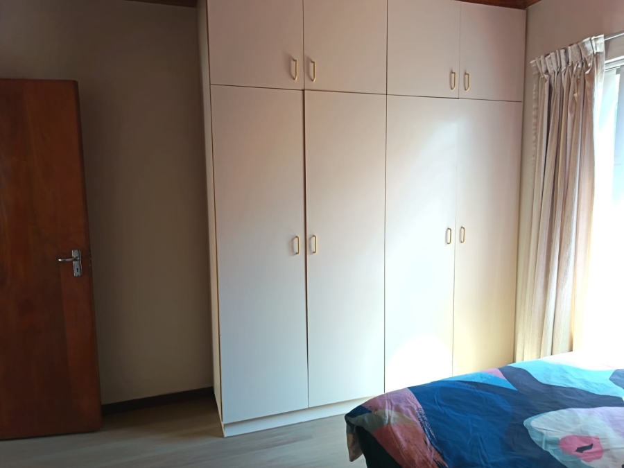 To Let 2 Bedroom Property for Rent in Wavecrest Eastern Cape